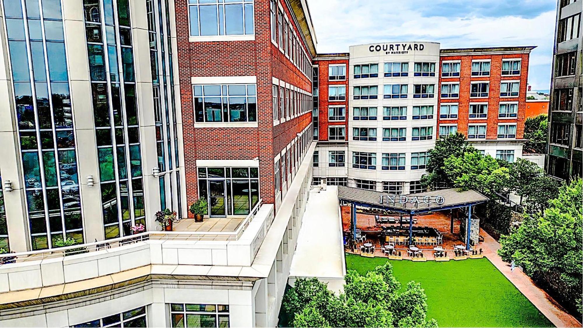 Courtyard By Marriott Greenville Downtown Exteriör bild