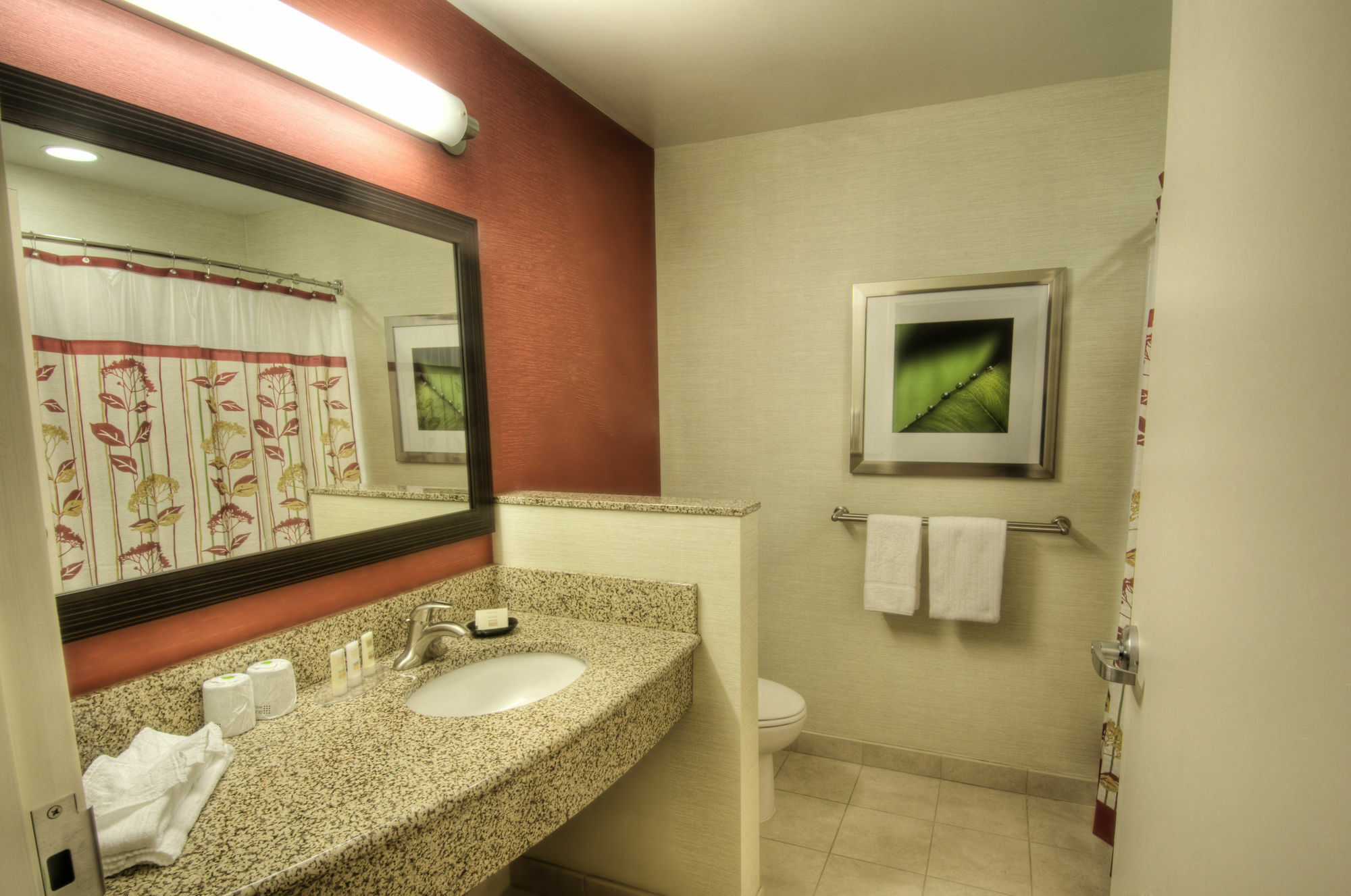 Courtyard By Marriott Greenville Downtown Exteriör bild
