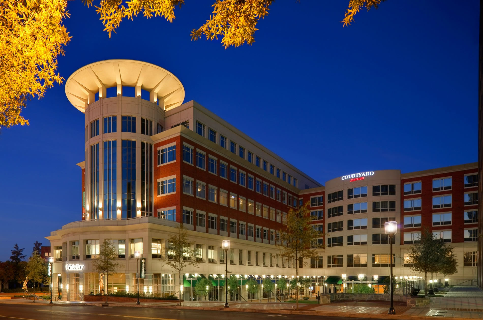 Courtyard By Marriott Greenville Downtown Exteriör bild