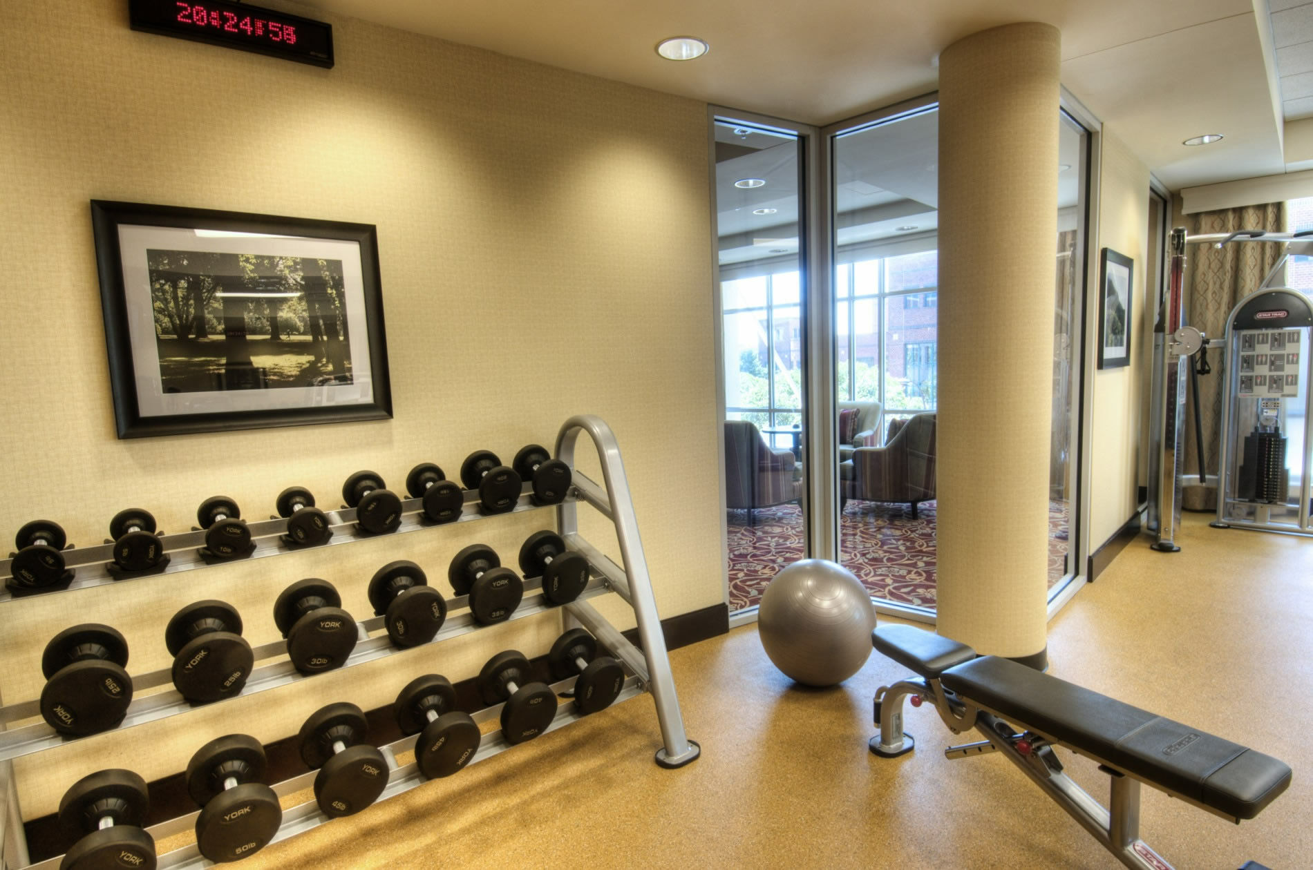 Courtyard By Marriott Greenville Downtown Exteriör bild
